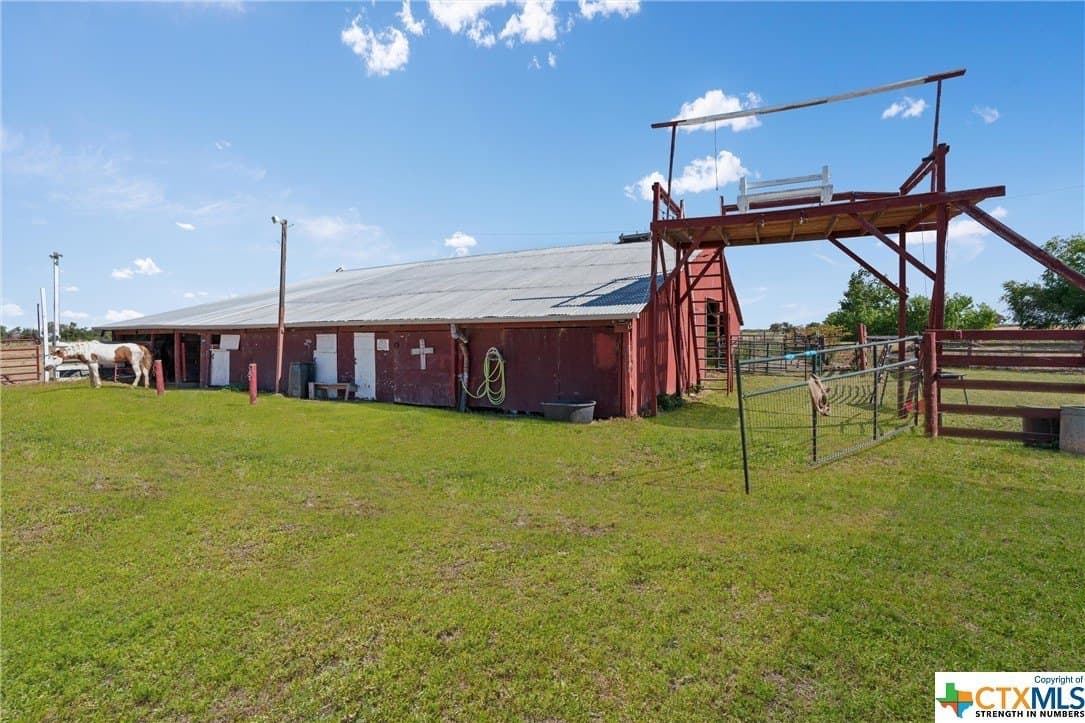 10 acres in Milam County - photo 15