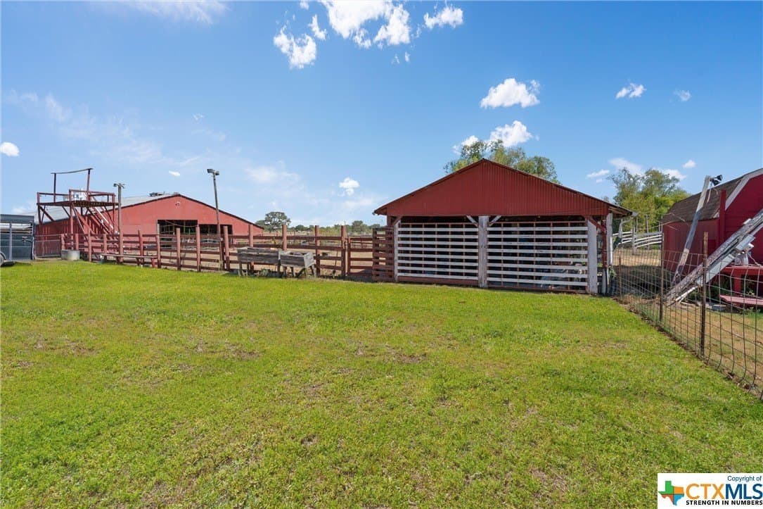 10 acres in Milam County - photo 13