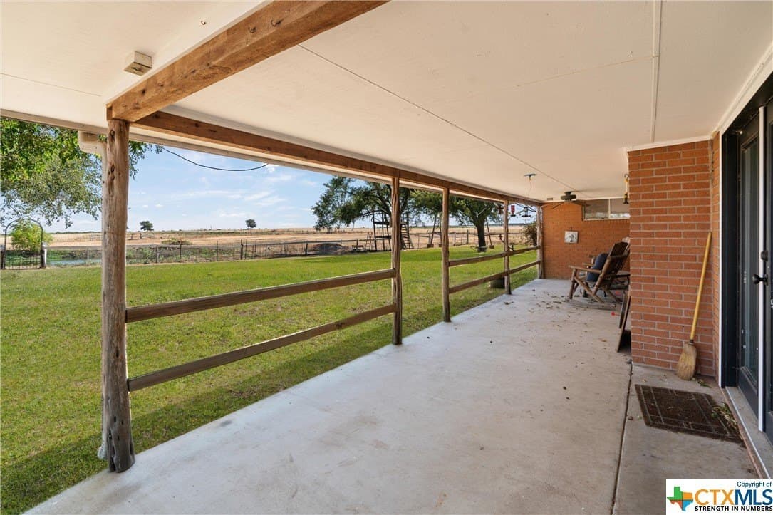 10 acres in Milam County - photo 6