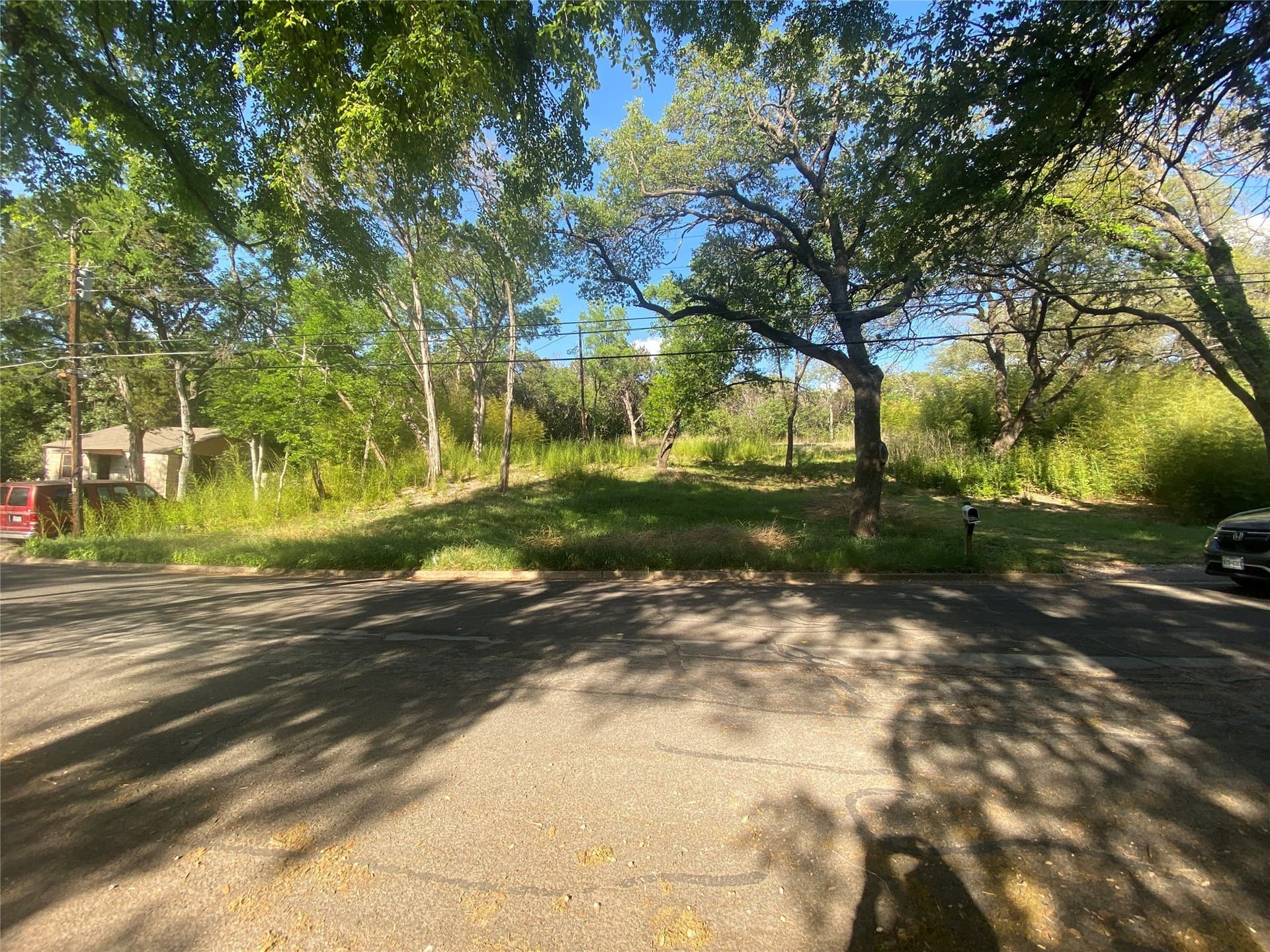 0.37 acres in McLennan County gallery image 2