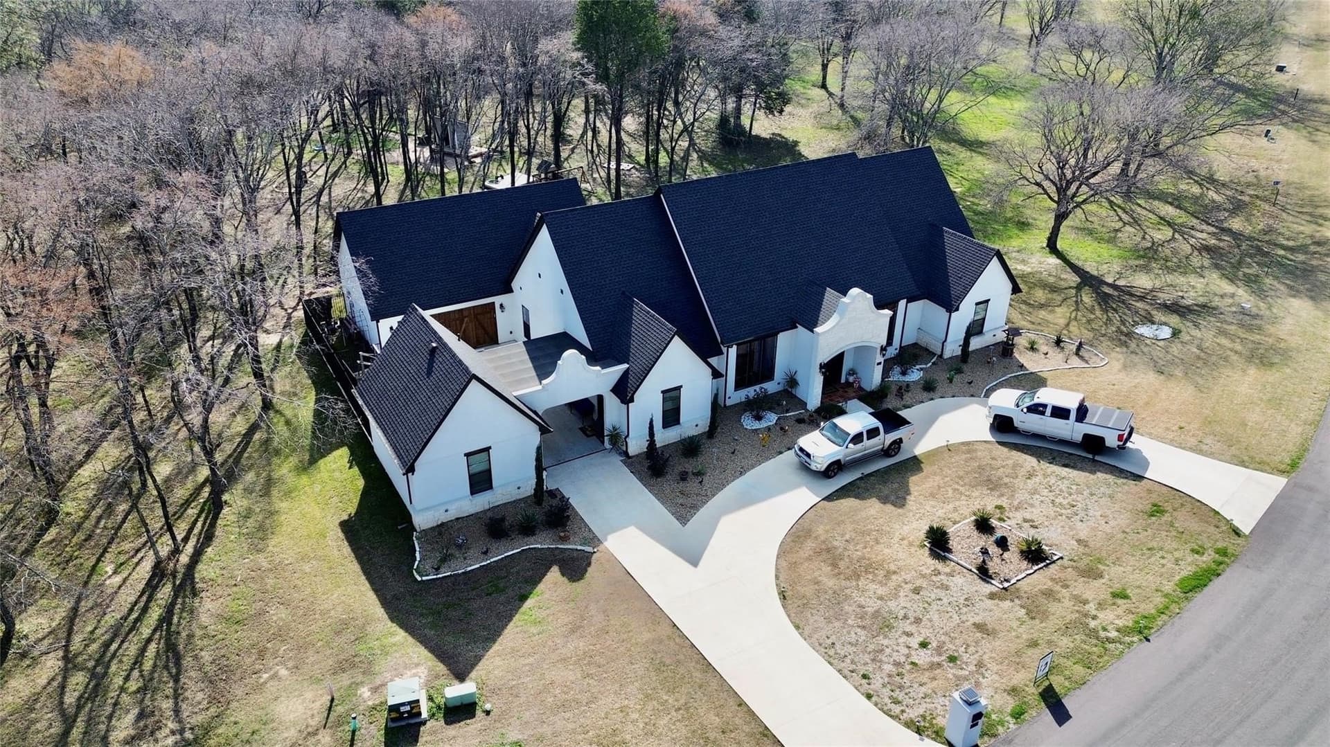 0.93 acres in Kaufman County - photo 3