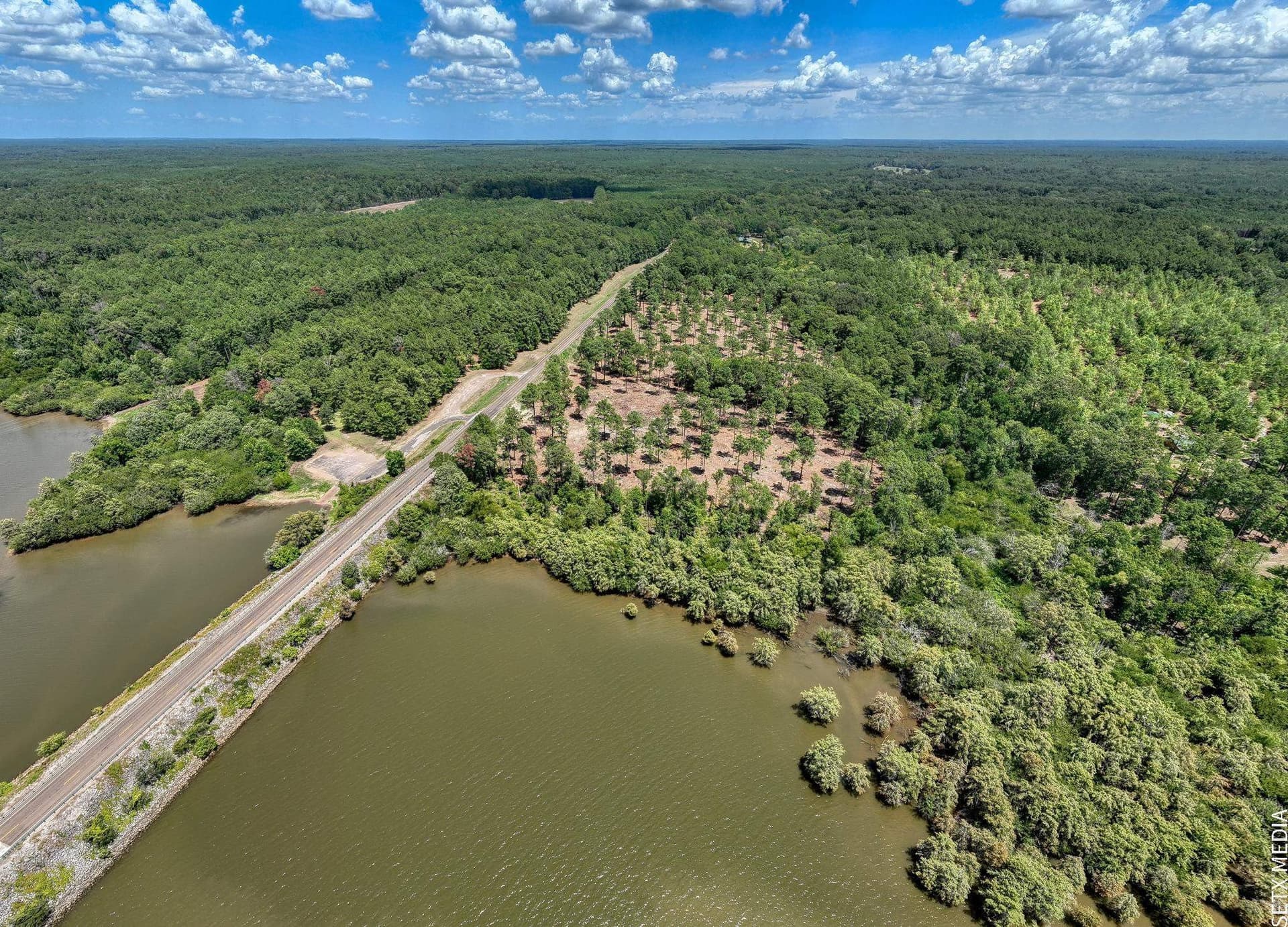 1.5 acres in Texas County gallery image 3