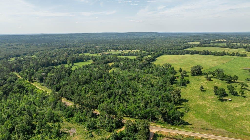 7.66 acres in Texas County gallery image 2