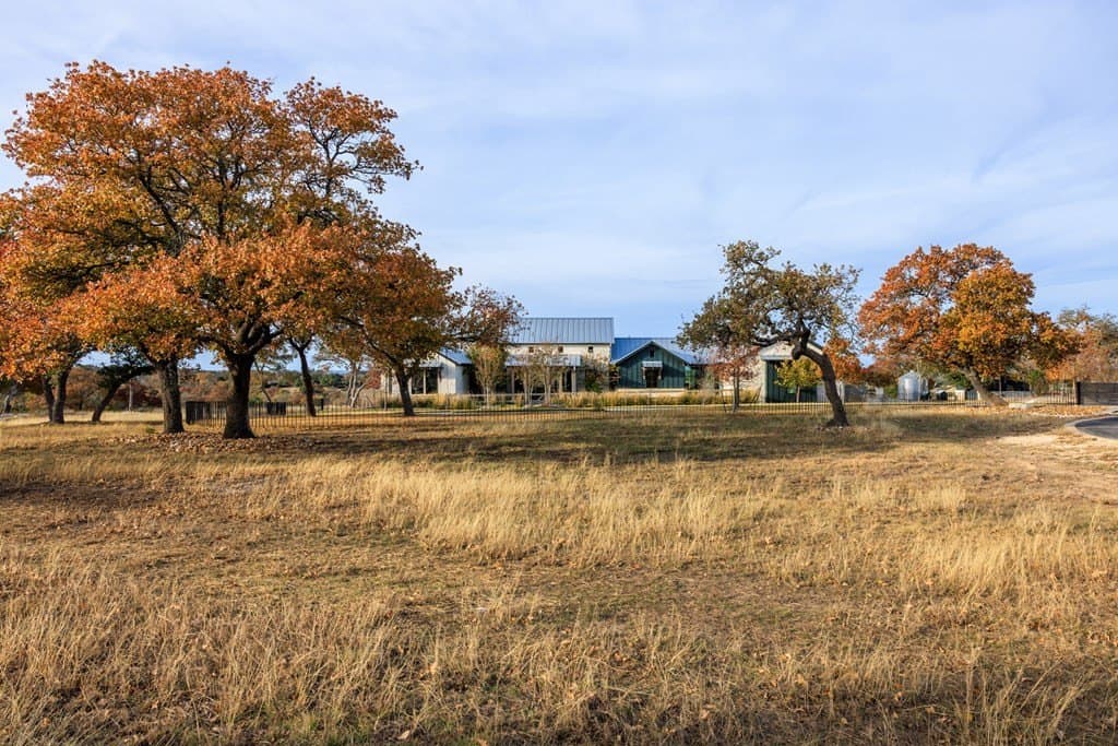 10.01 acres in Kendall County - photo 2