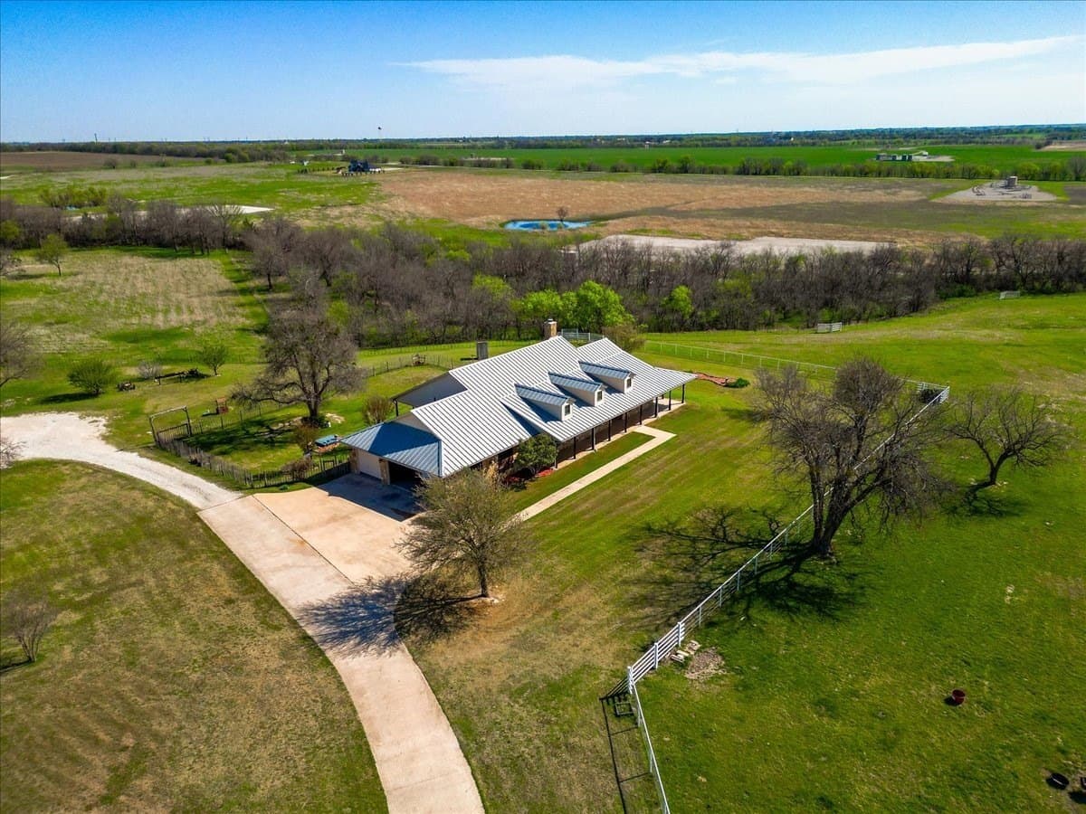 19.74 acres in Denton County - photo 4