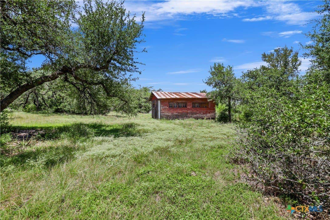 11.55 acres in Hays County - photo 4