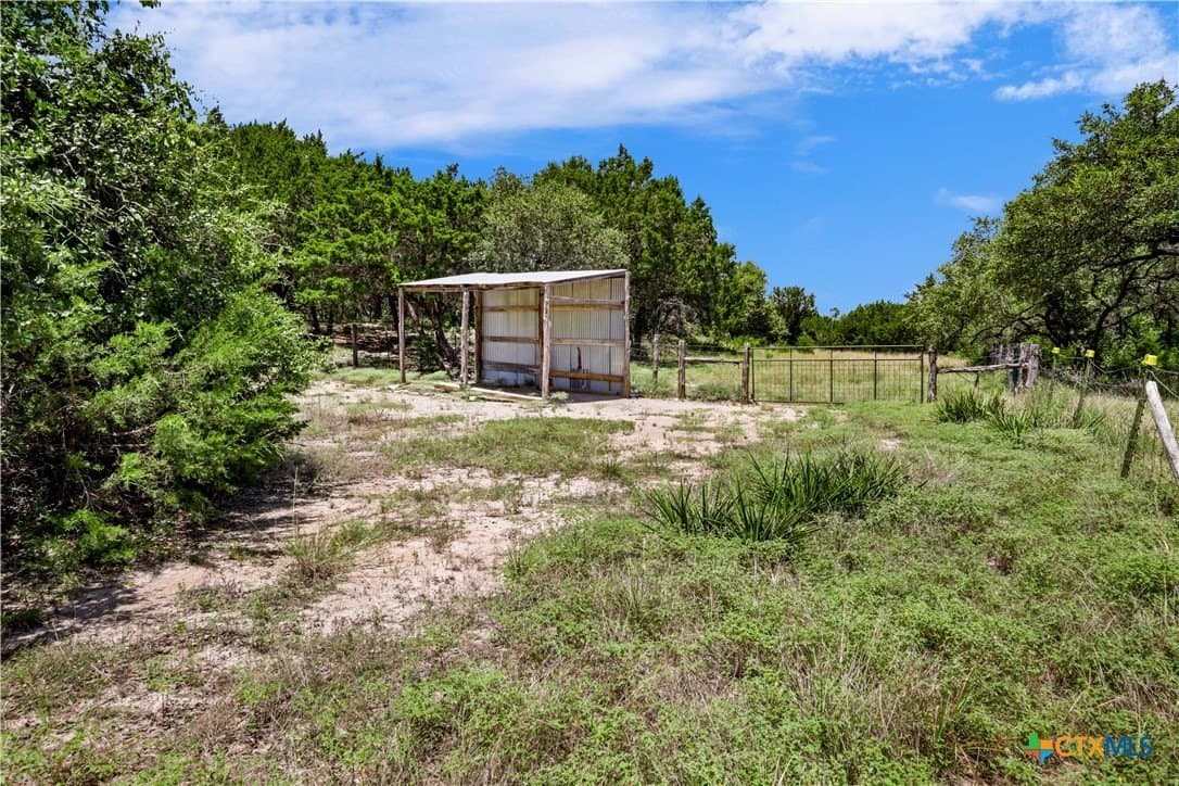 11.55 acres in Hays County - photo 8