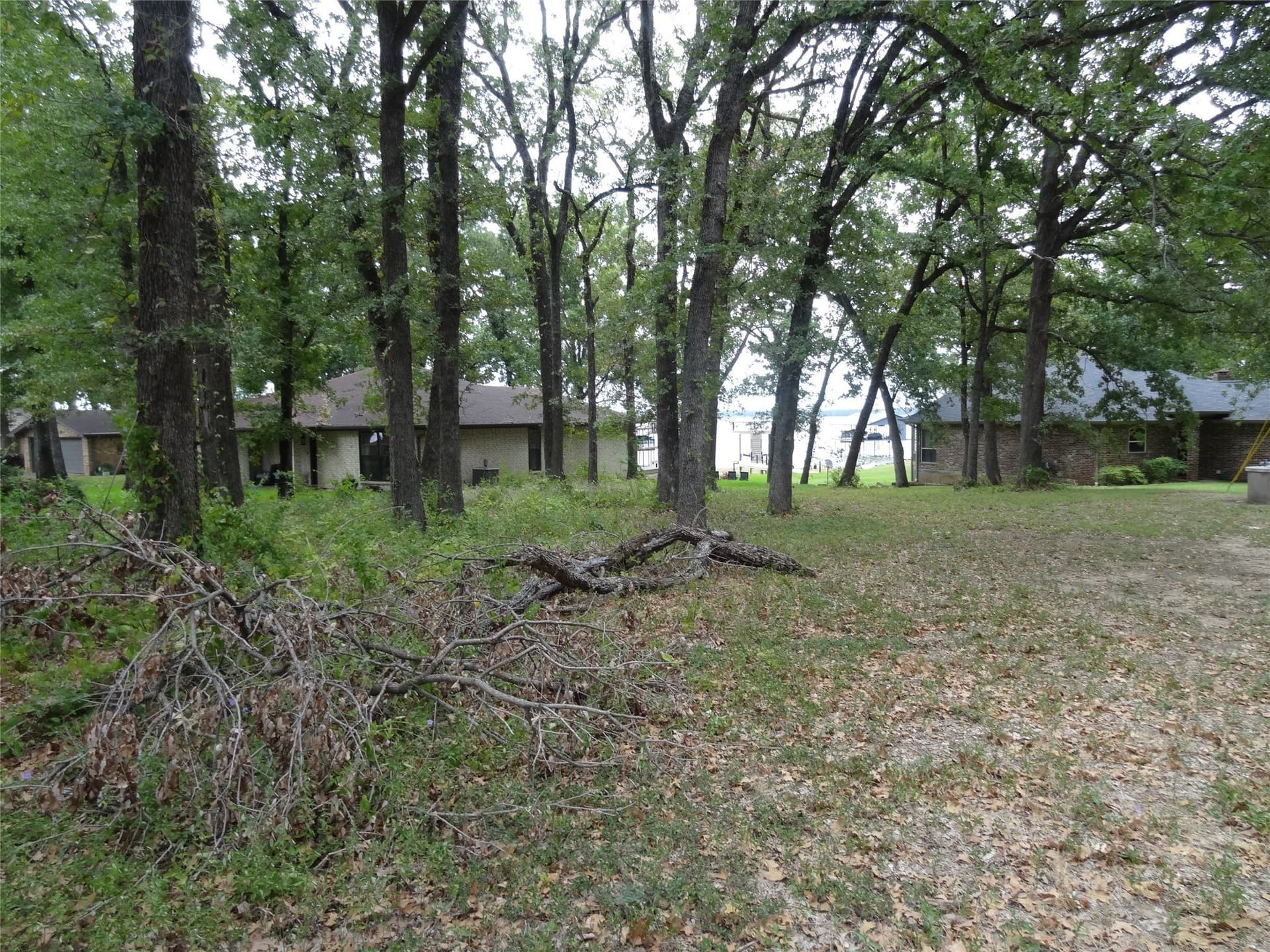 0.23 acres in Henderson County - photo 4