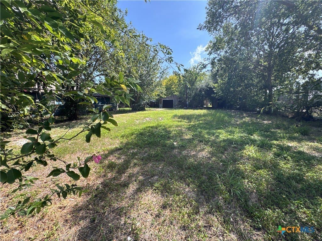 0.14 acres in Calhoun County