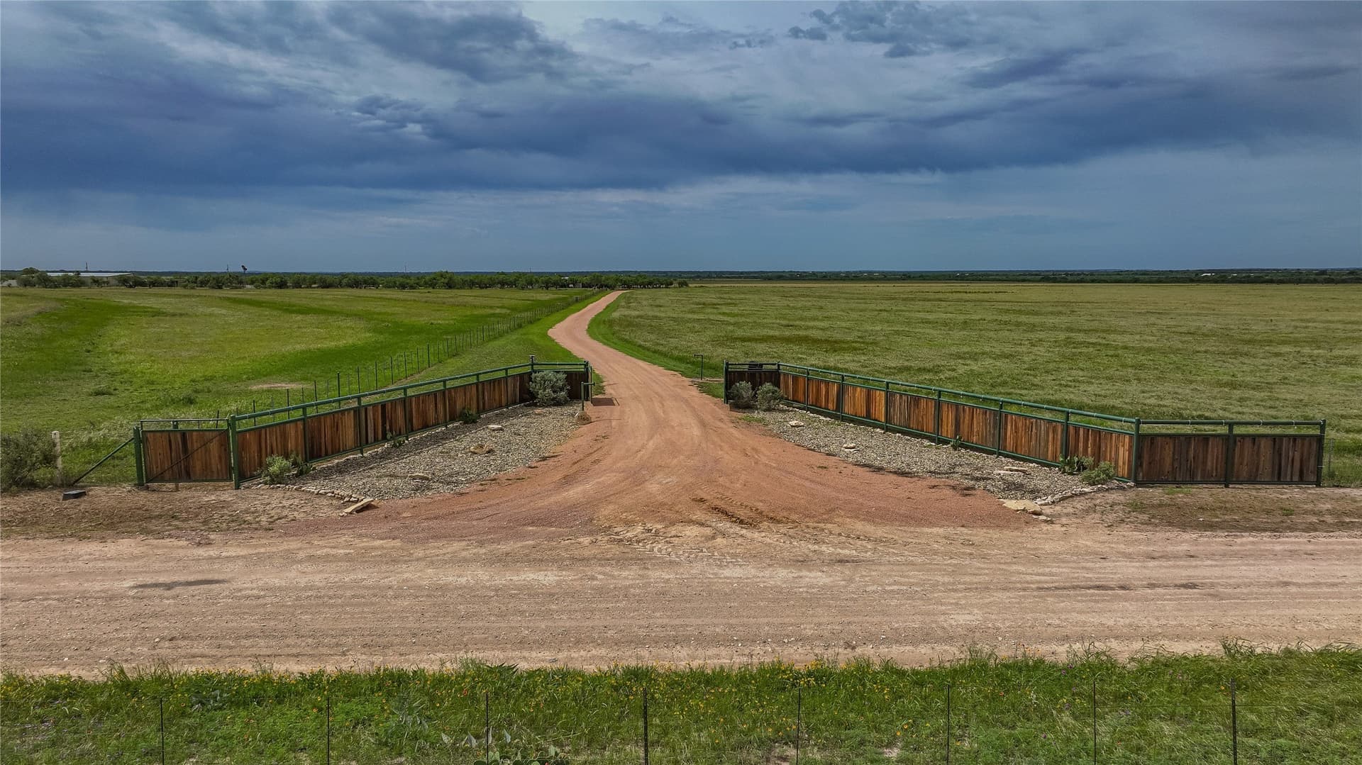 283.98 acres in McCulloch County - photo 3