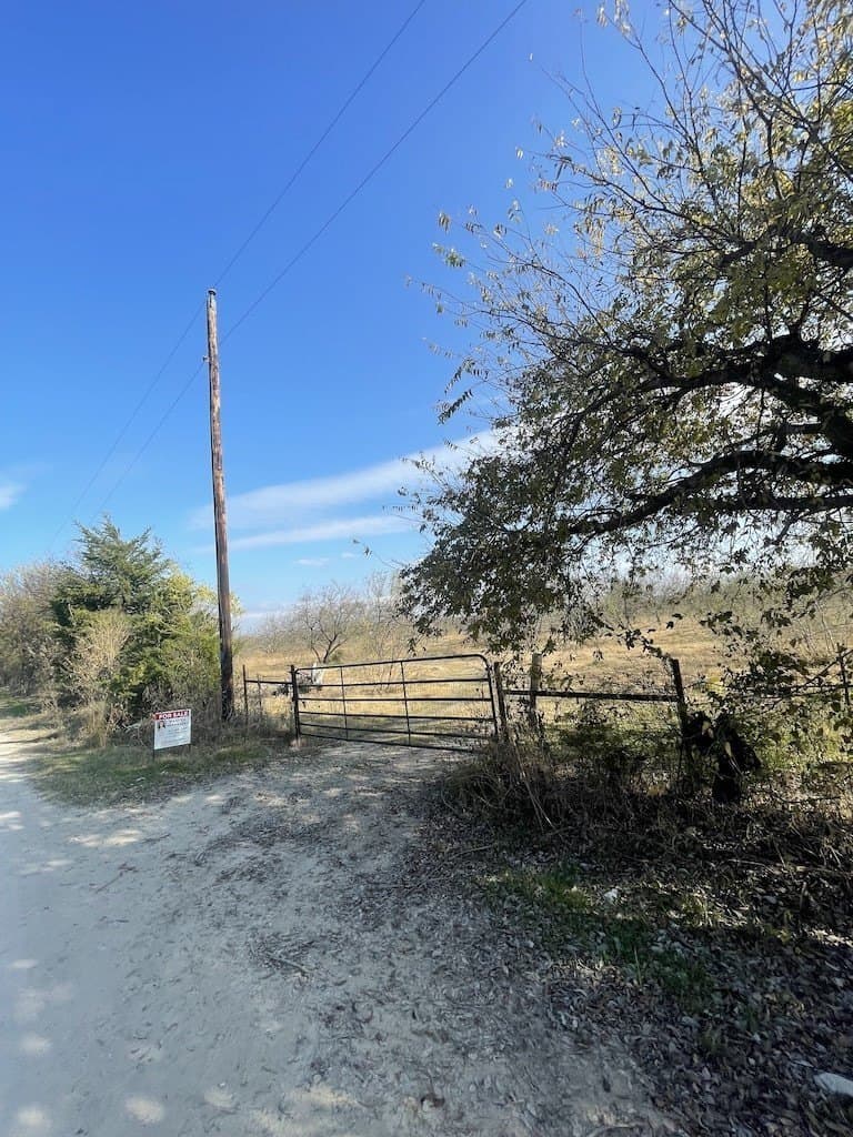 10.1 acres in Navarro County - photo 27