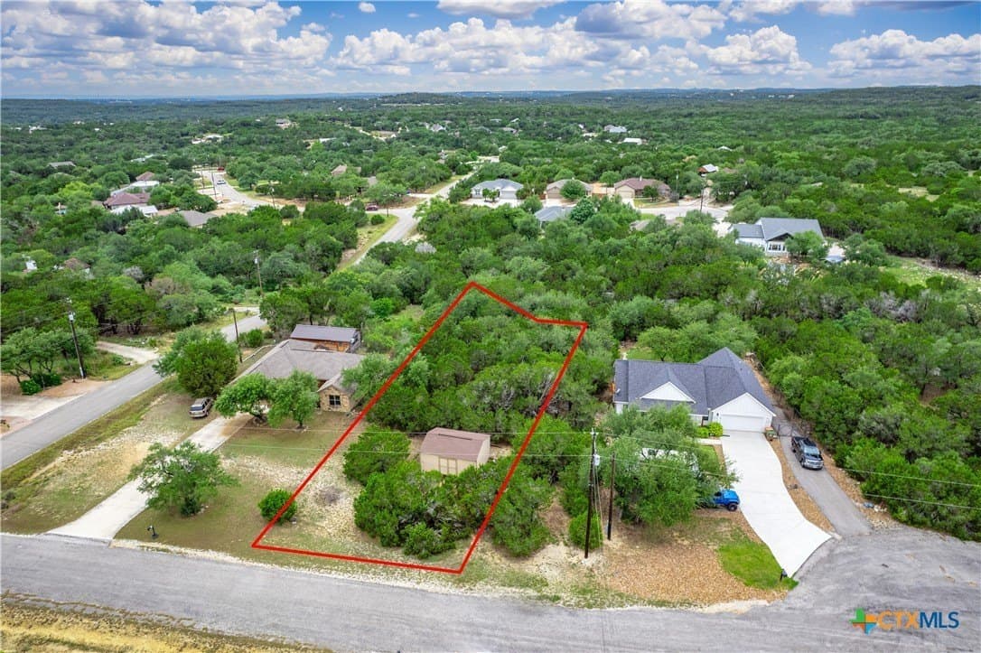 0.55 acres in Comal County gallery image 3