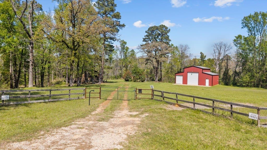 11.95 acres in Texas County gallery image 3