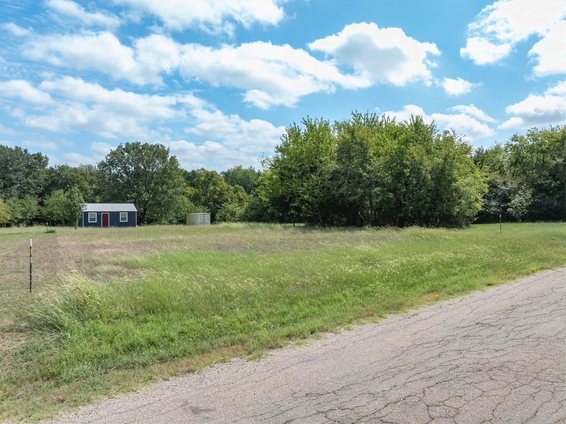 0.68 acres in Hunt County - photo 11