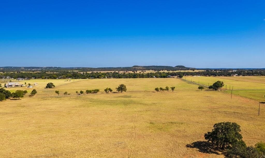 99.79 acres in Gillespie County - photo 4