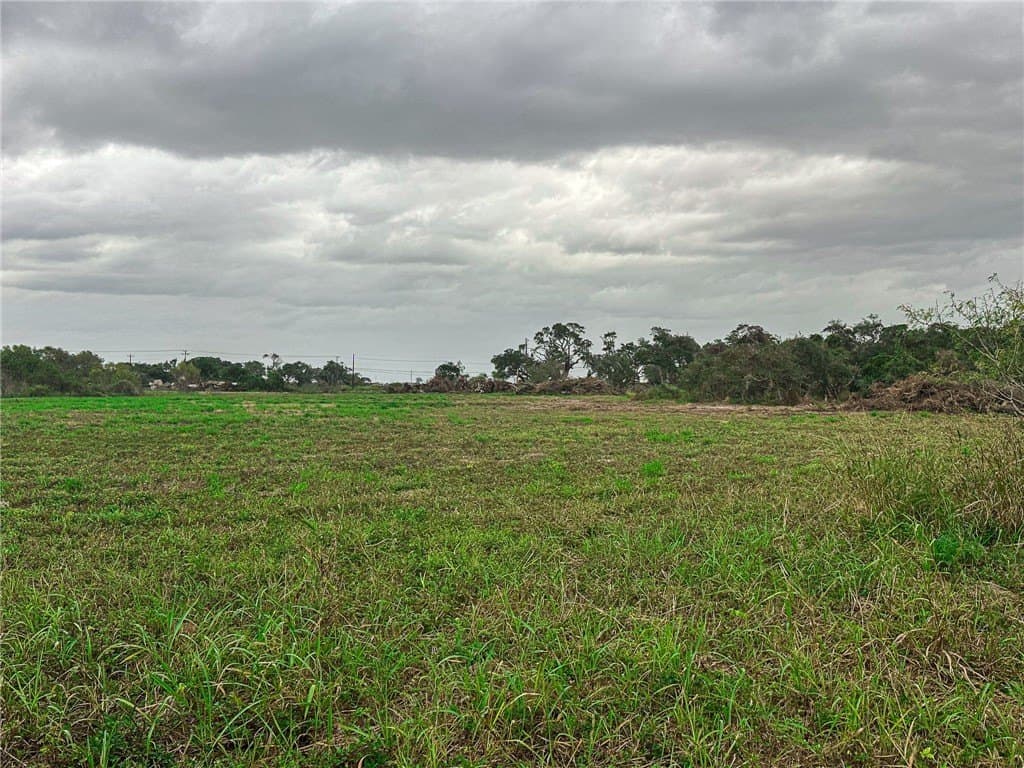 7.75 acres in Aransas County - photo 9