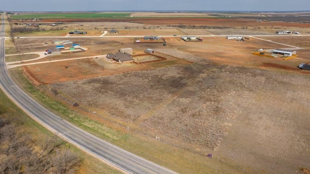 1.83 acres in Jones County gallery image 2