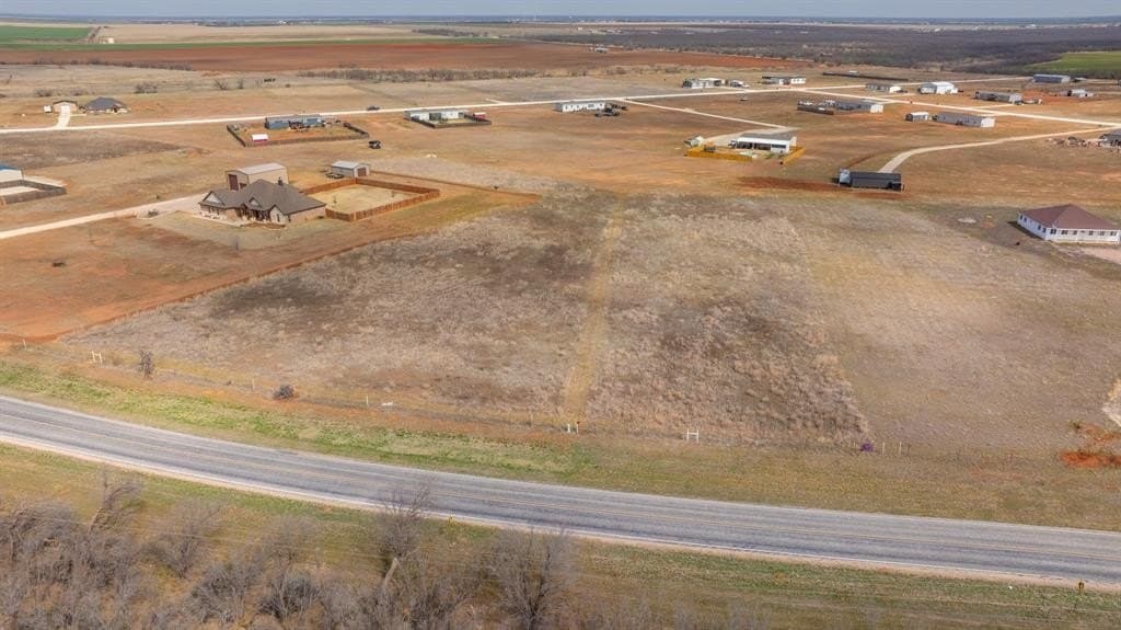 1.83 acres in Jones County