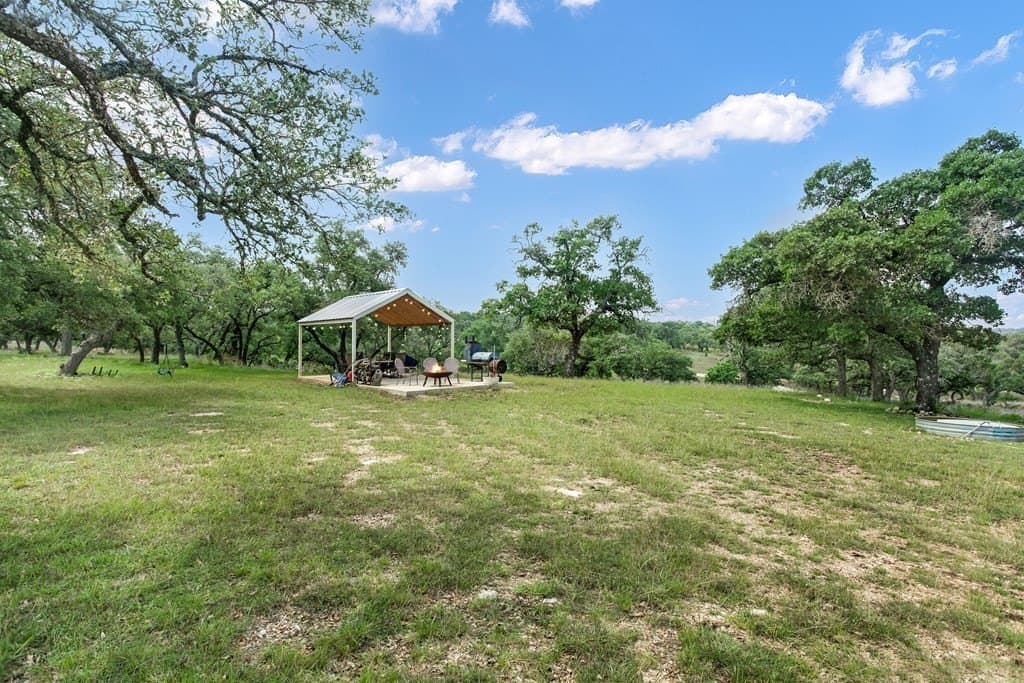 24.38 acres in Kerr County gallery image 3