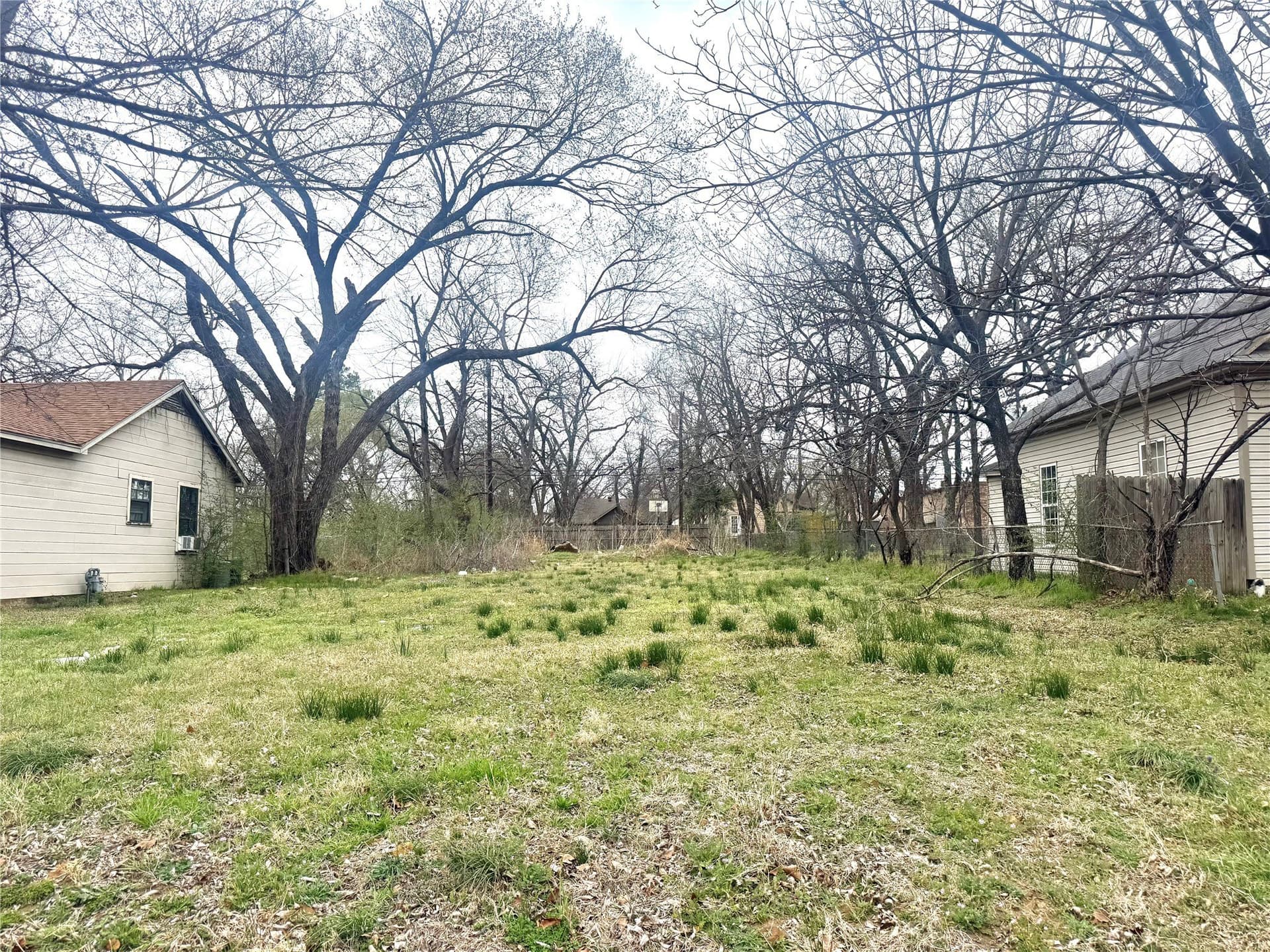 0.17 acres in Grayson County