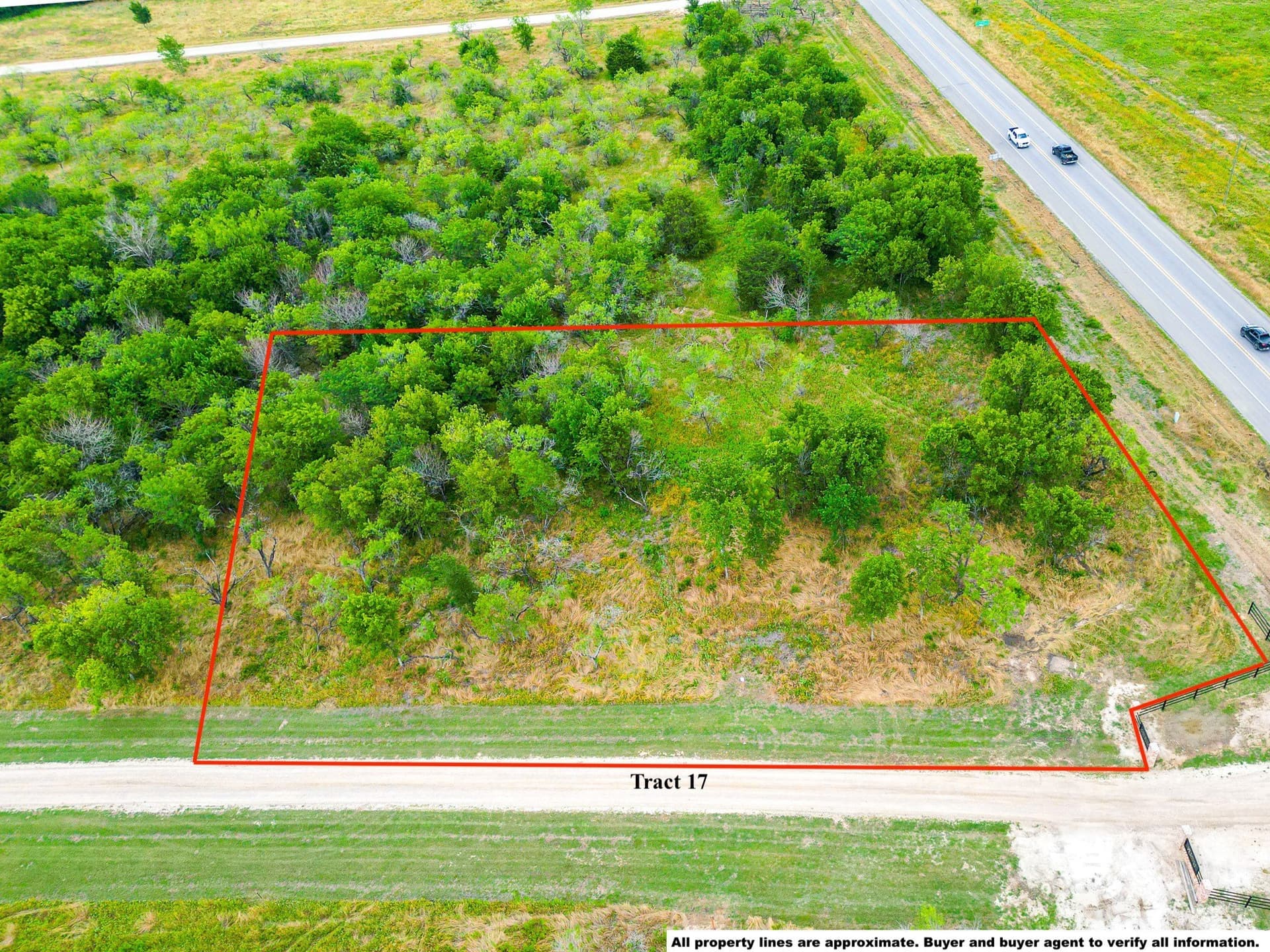 2.26 acres in Navarro County