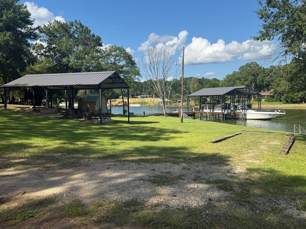 0.22 acres in Henderson County gallery image 3