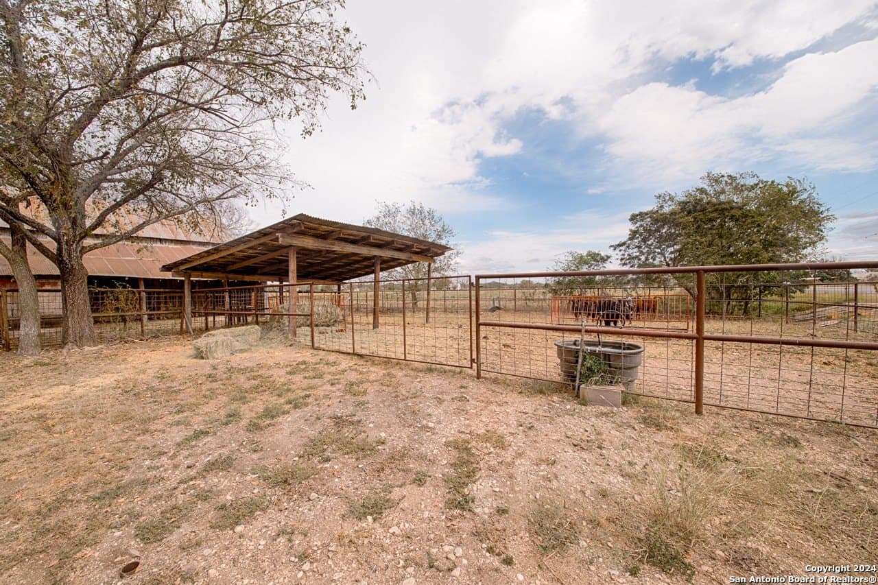 10.5 acres in Kerr County - photo 18