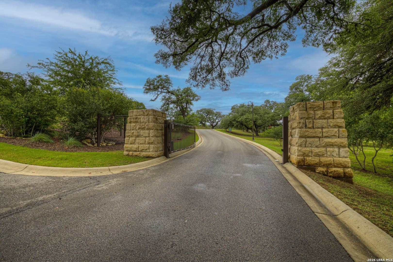 0.99 acres in Bexar County gallery image 4