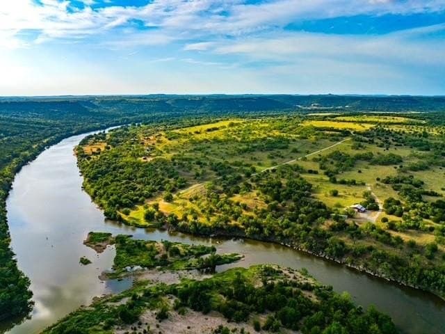 9.92 acres in Palo Pinto County