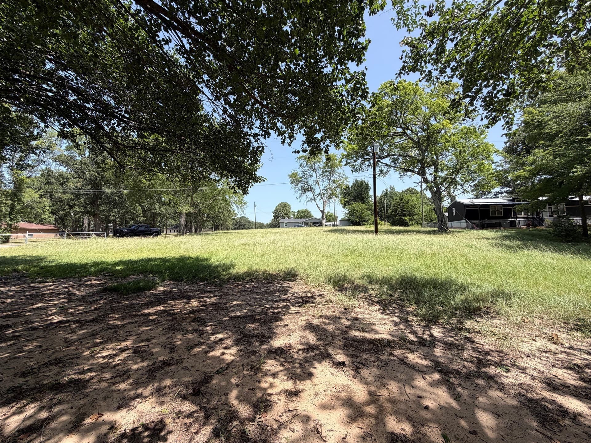 0.82 acres in Henderson County - photo 18