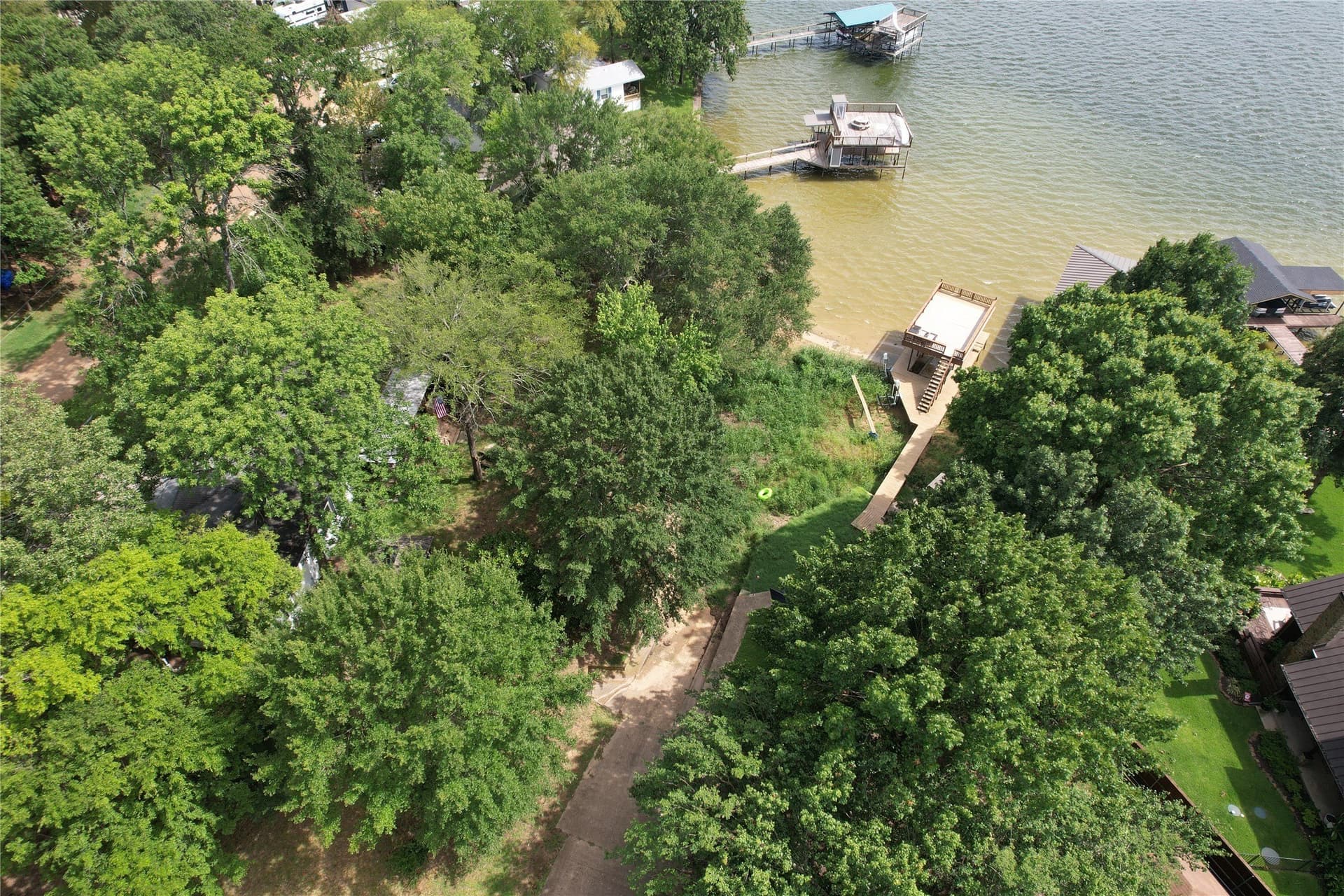 0.82 acres in Henderson County - photo 15
