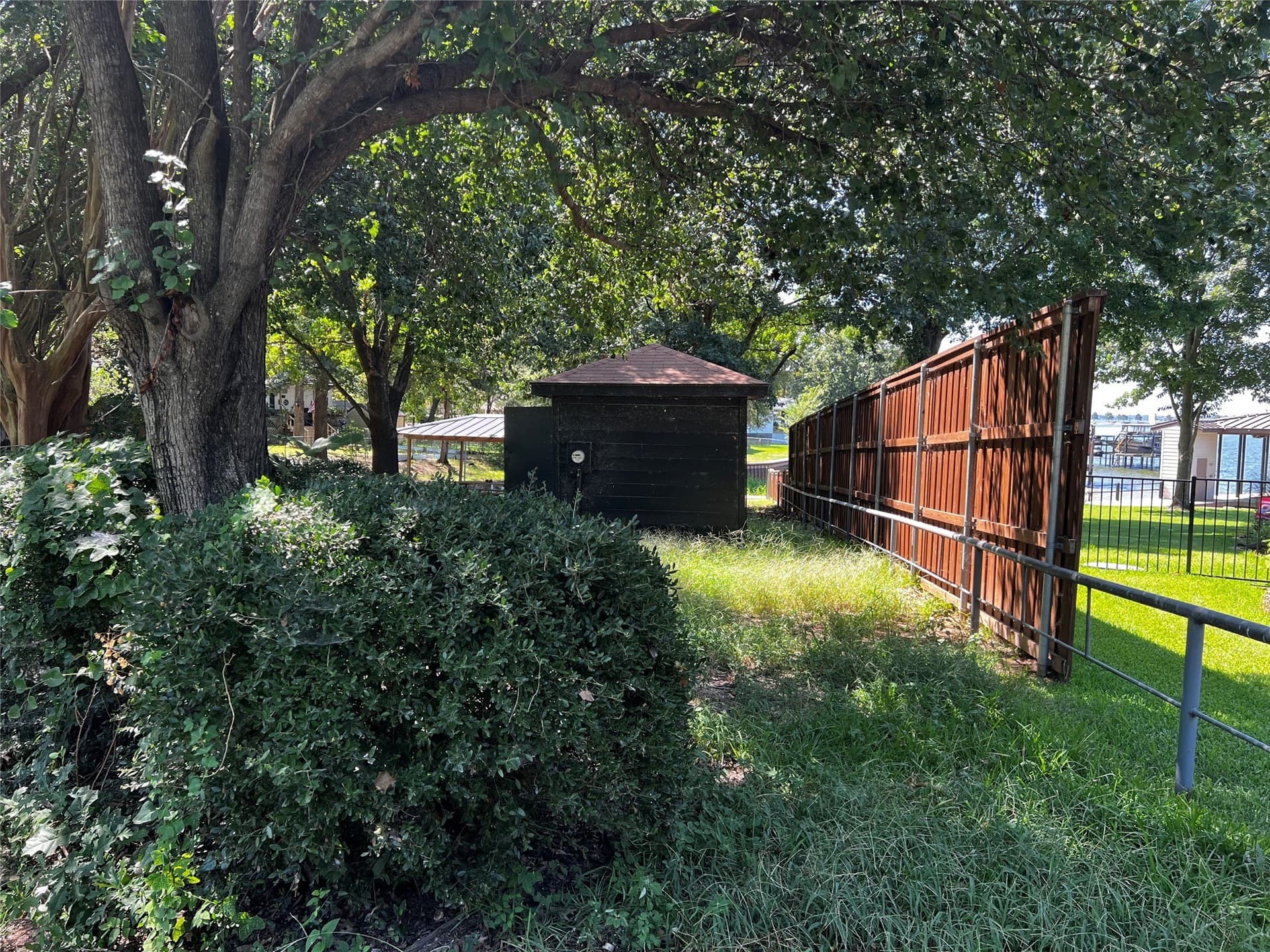 0.82 acres in Henderson County - photo 21