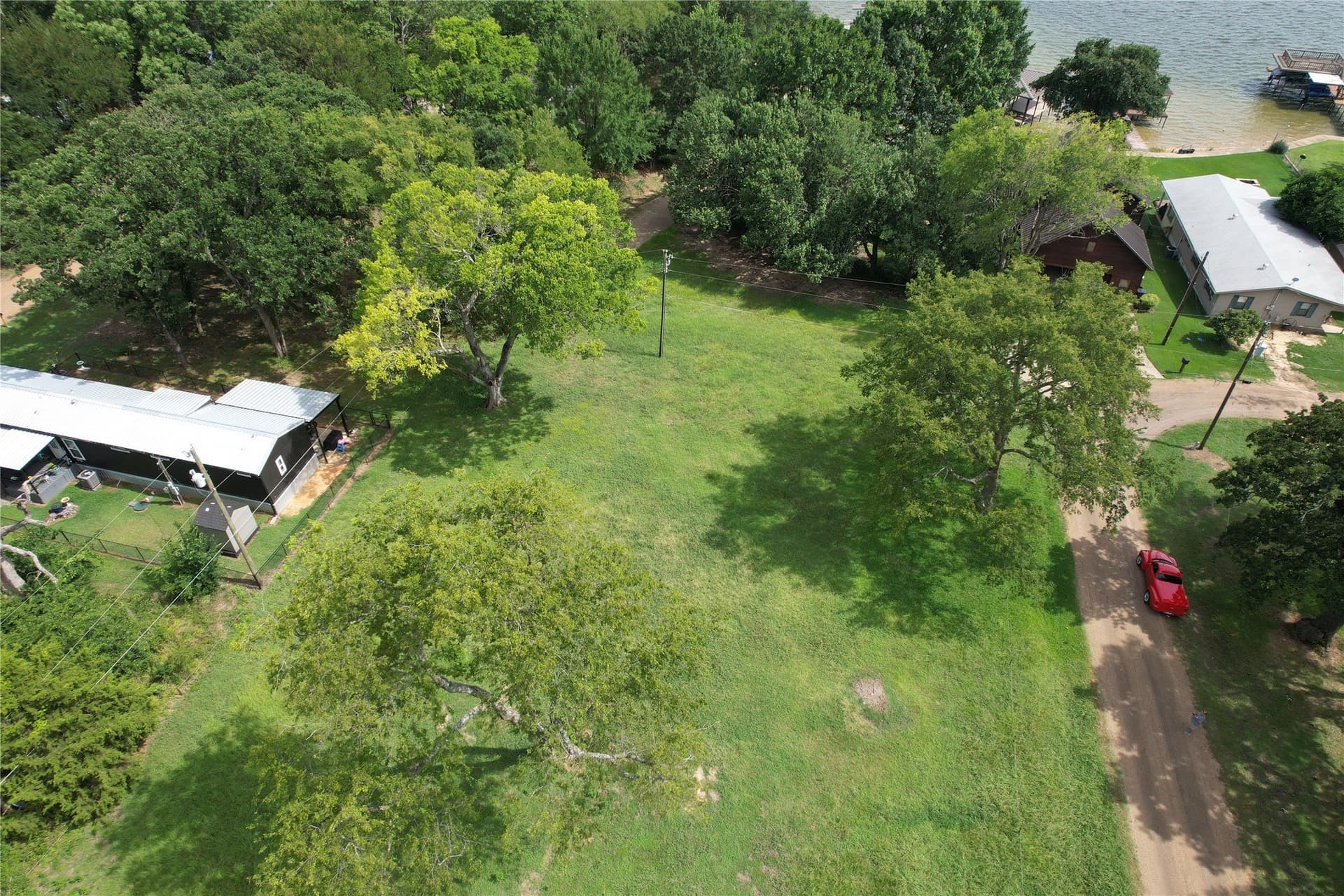 0.82 acres in Henderson County - photo 17