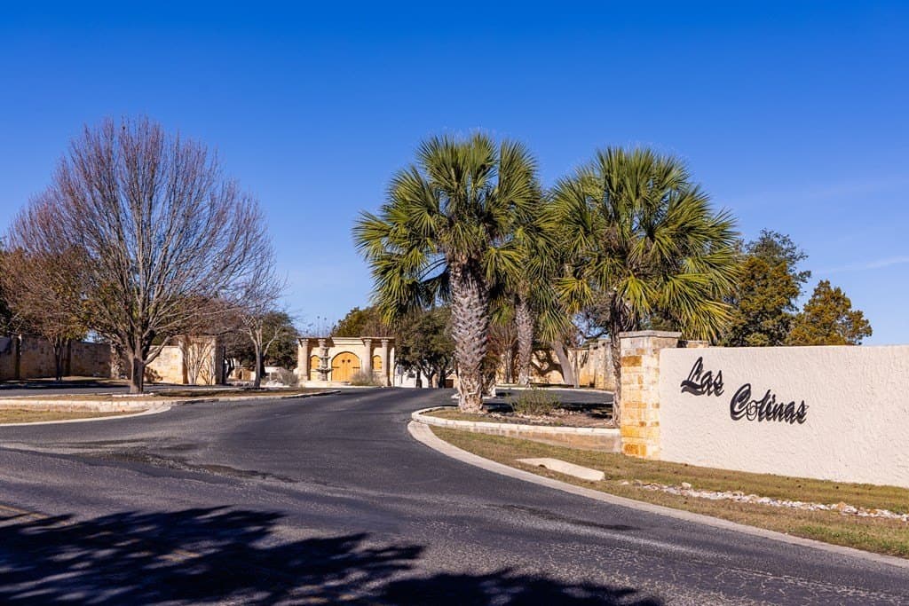 1.3 acres in Kerr County - photo 3