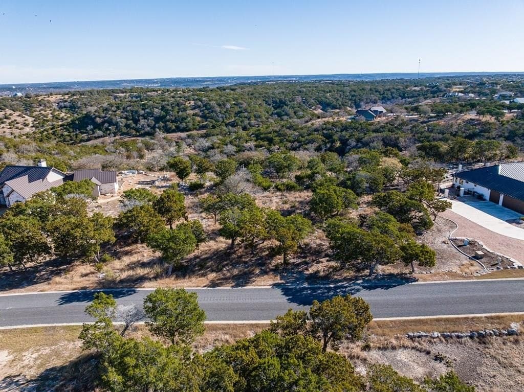1.3 acres in Kerr County