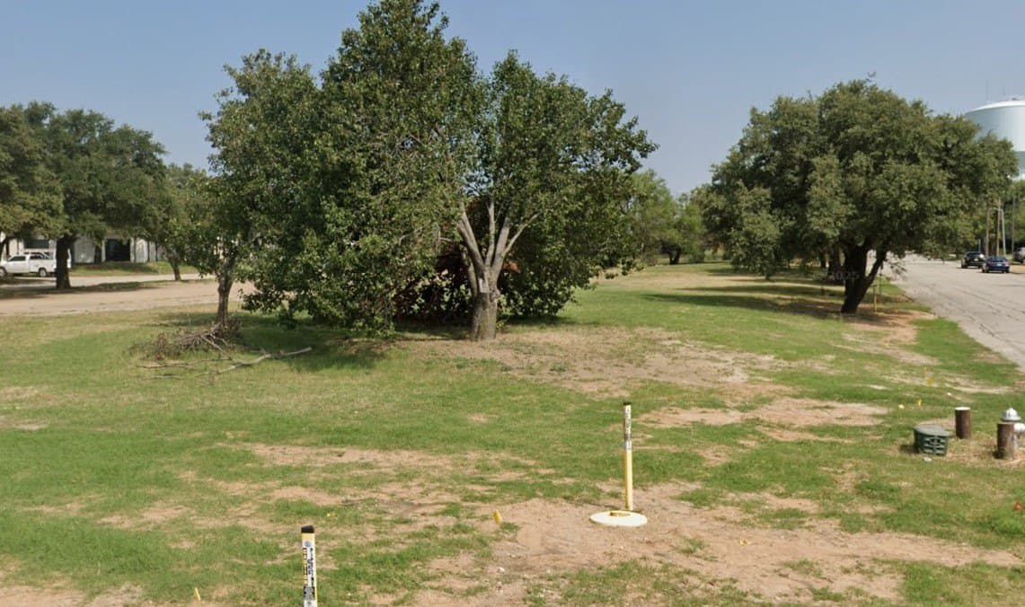 1.07 acres in Tarrant County