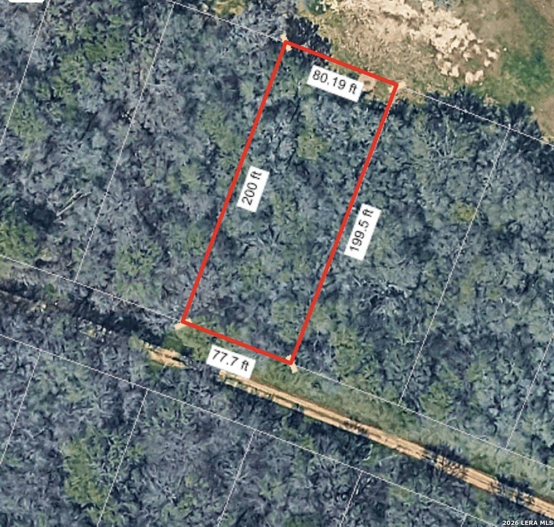 0.73 acres in Bastrop County gallery image 4