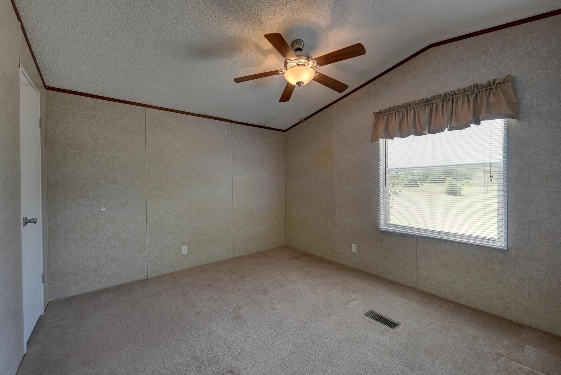 85.31 acres in Out of Area County - photo 19