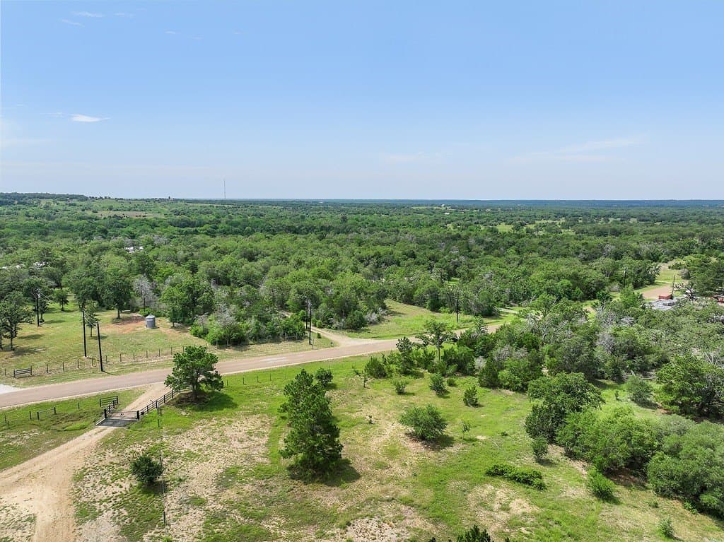 3.16 acres in Fayette County gallery image 2