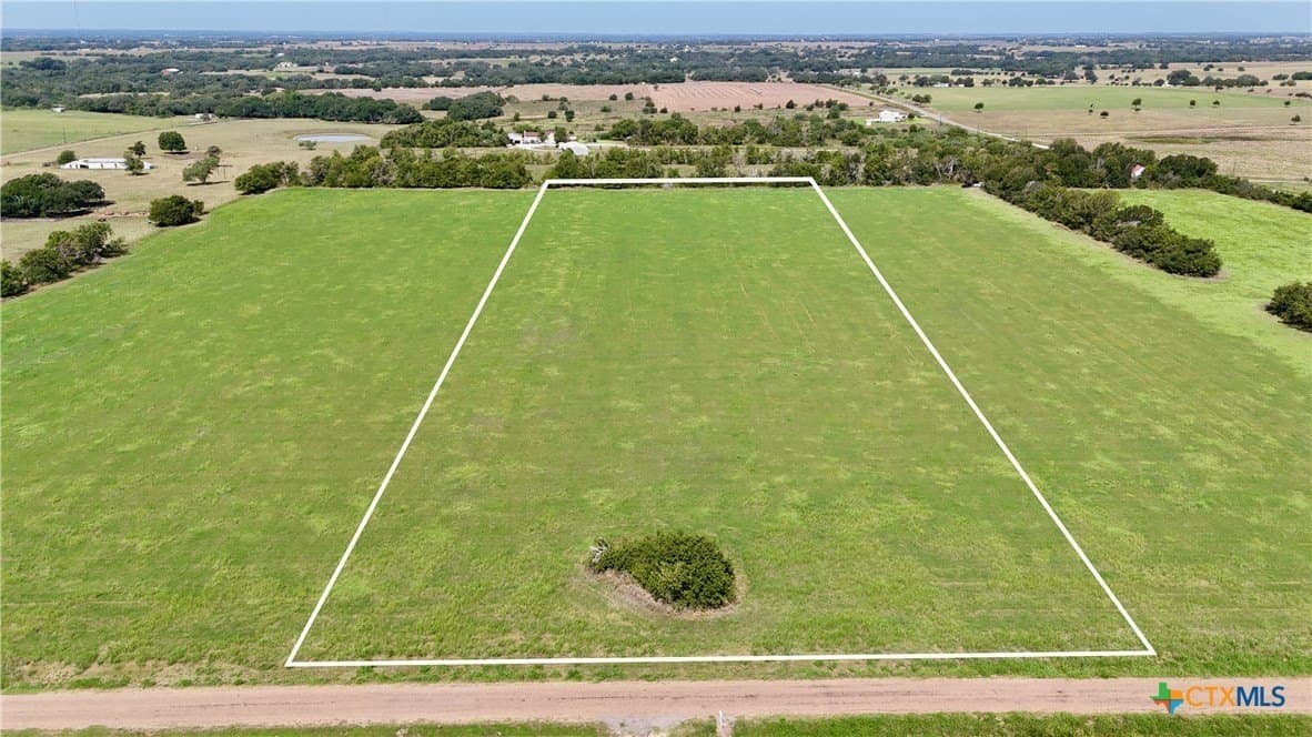 8 acres in Fayette County featured view