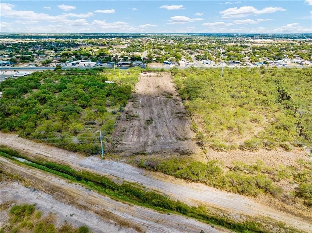 4.81 acres in Hidalgo County - photo 6
