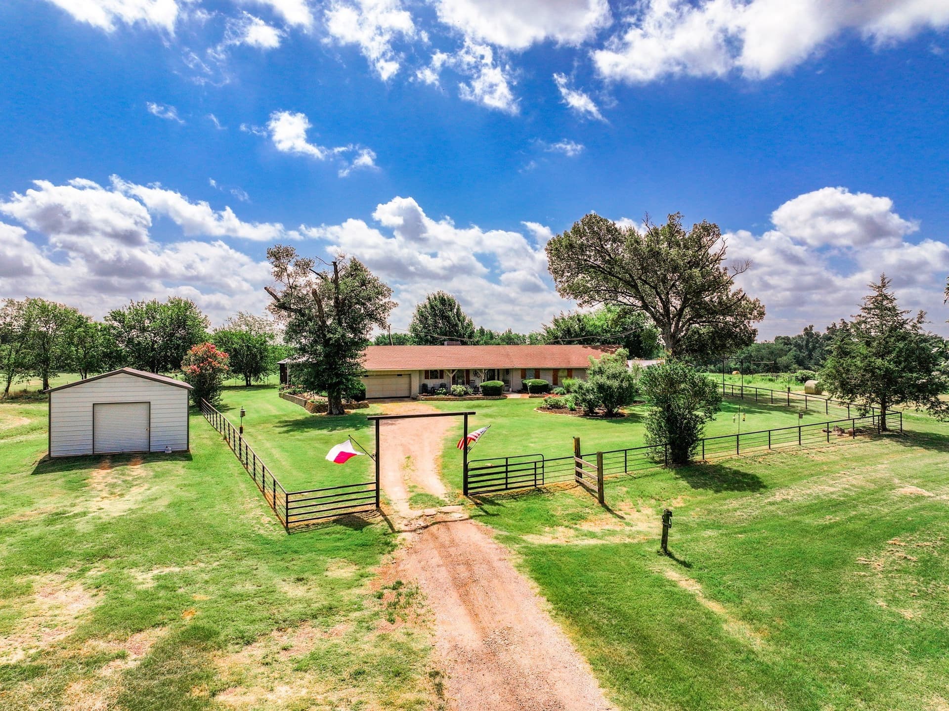 12.58 acres in Hopkins County - photo 2