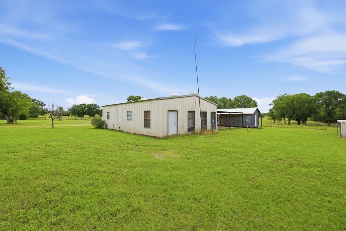 10 acres in Bosque County - photo 25
