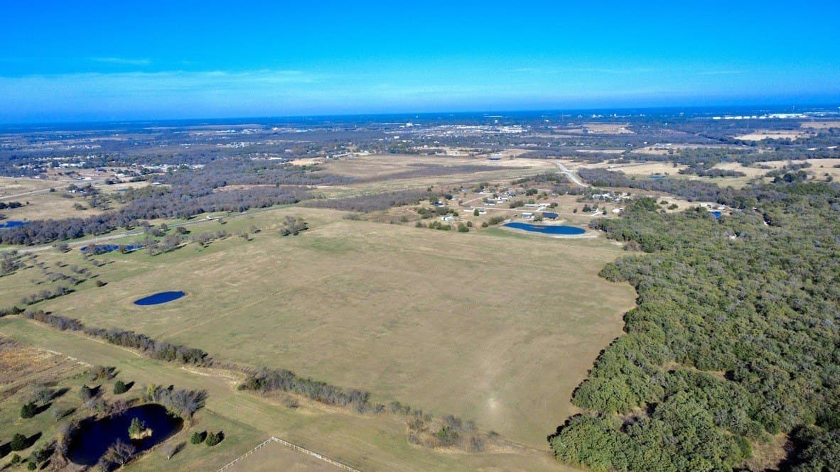 55.26 acres in Navarro County - photo 26