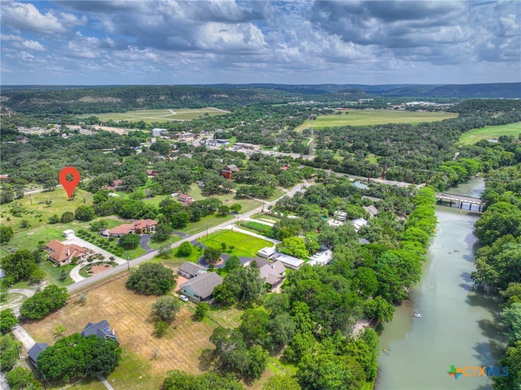 1.06 acres in Comal County - photo 16