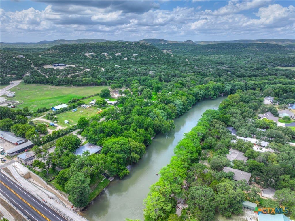 1.06 acres in Comal County - photo 21