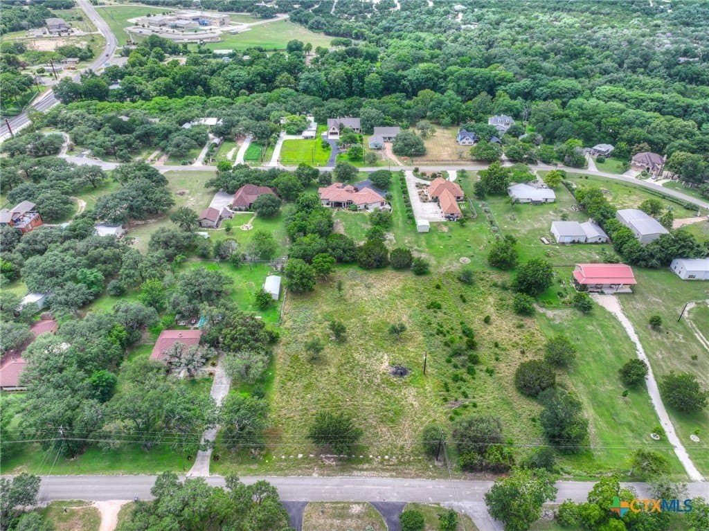 1.06 acres in Comal County - photo 9