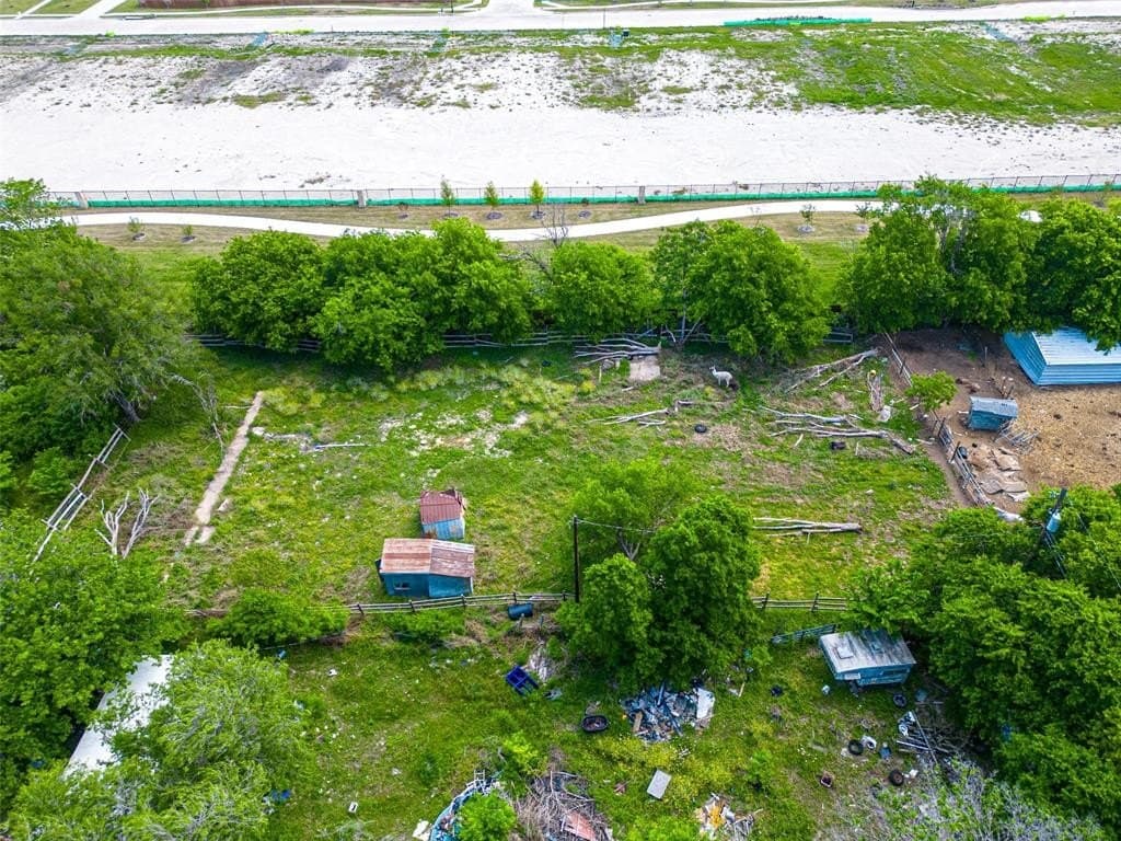 0.44 acres in Ellis County featured view