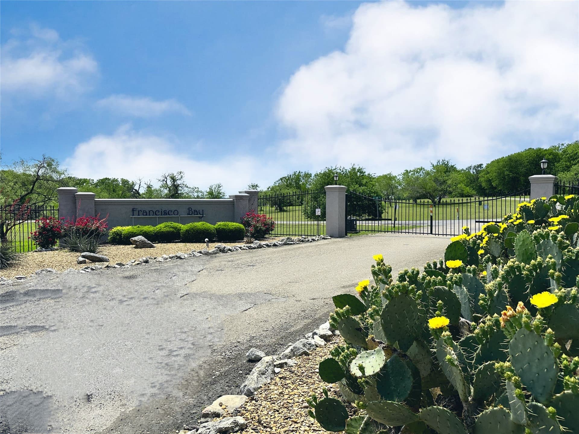 1.26 acres in Navarro County - photo 34