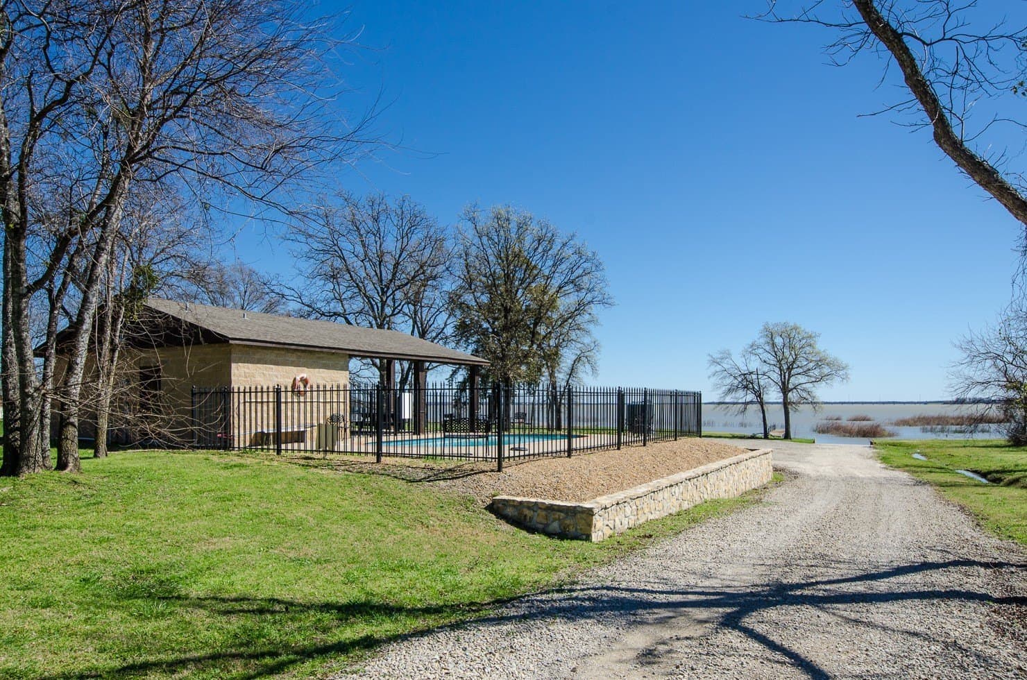 1.26 acres in Navarro County - photo 38